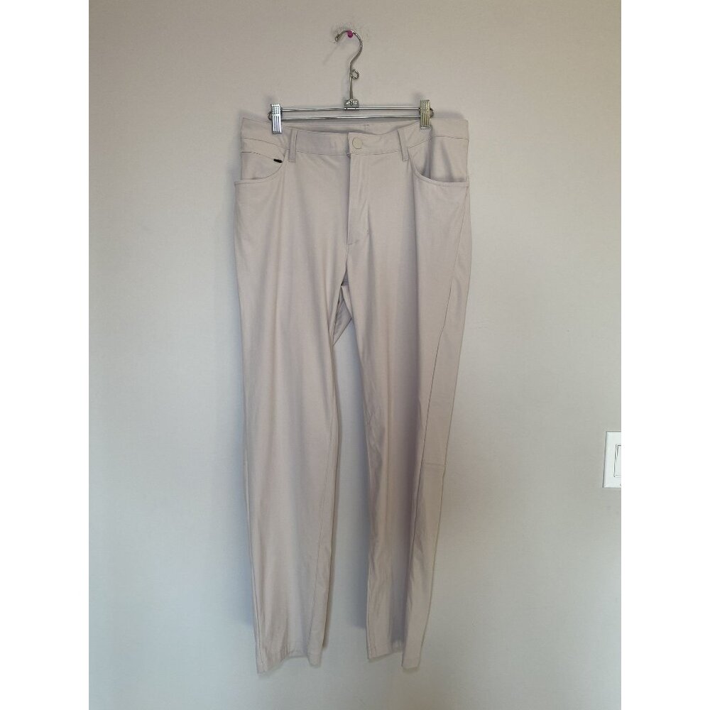 All In Motion Men’s Tan Chino Pants 32x30 Stretch Casual